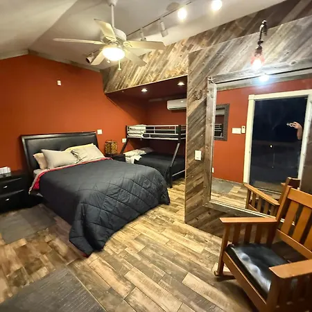 Bunk House The Roost Cabins